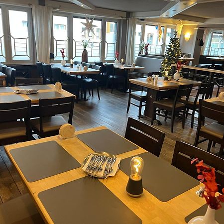 Hotel Zum Schwan à Baumberg Extérieur photo